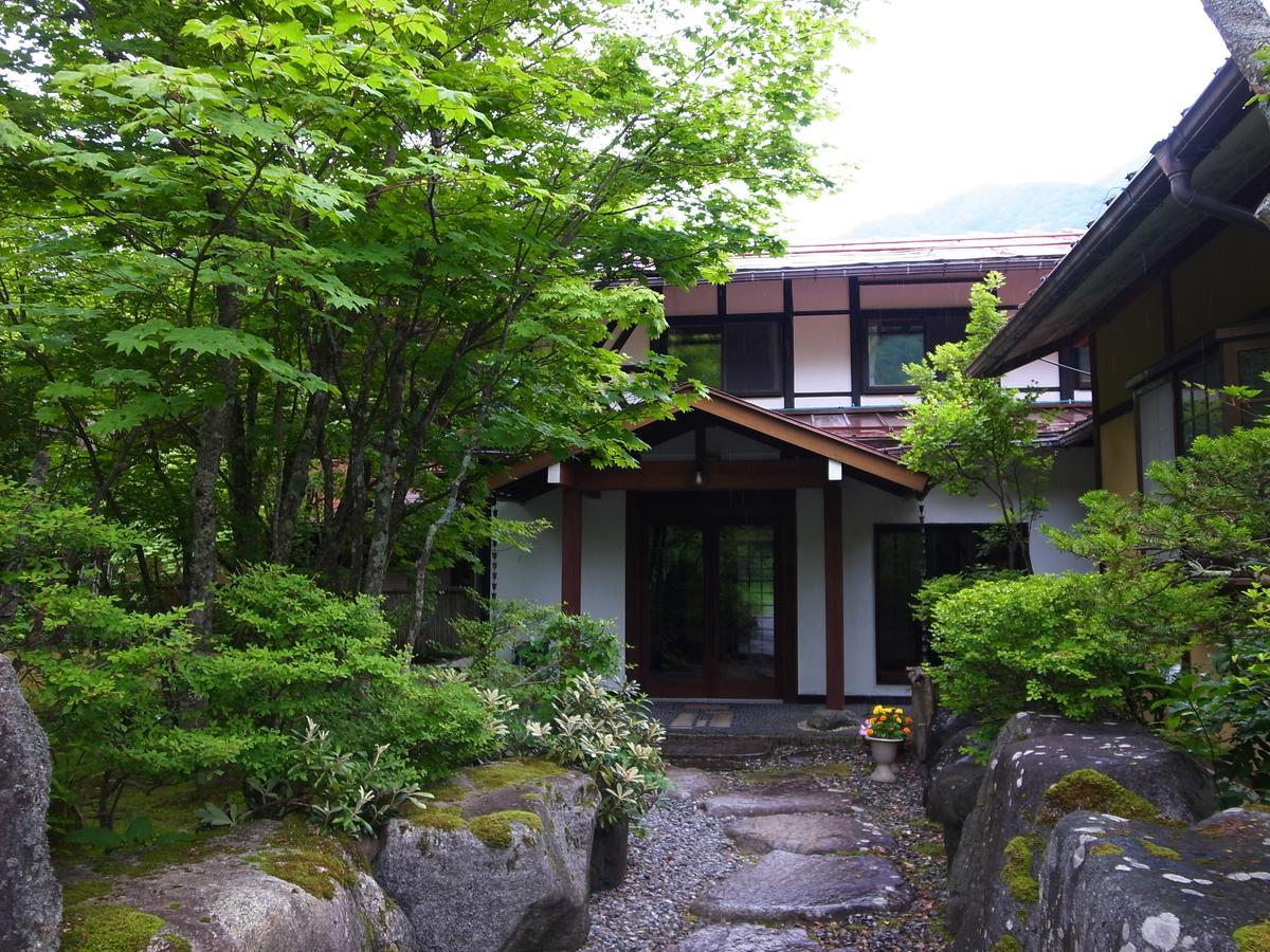 Pension Kinoshita ทาคายาม่า ภายนอก รูปภาพ